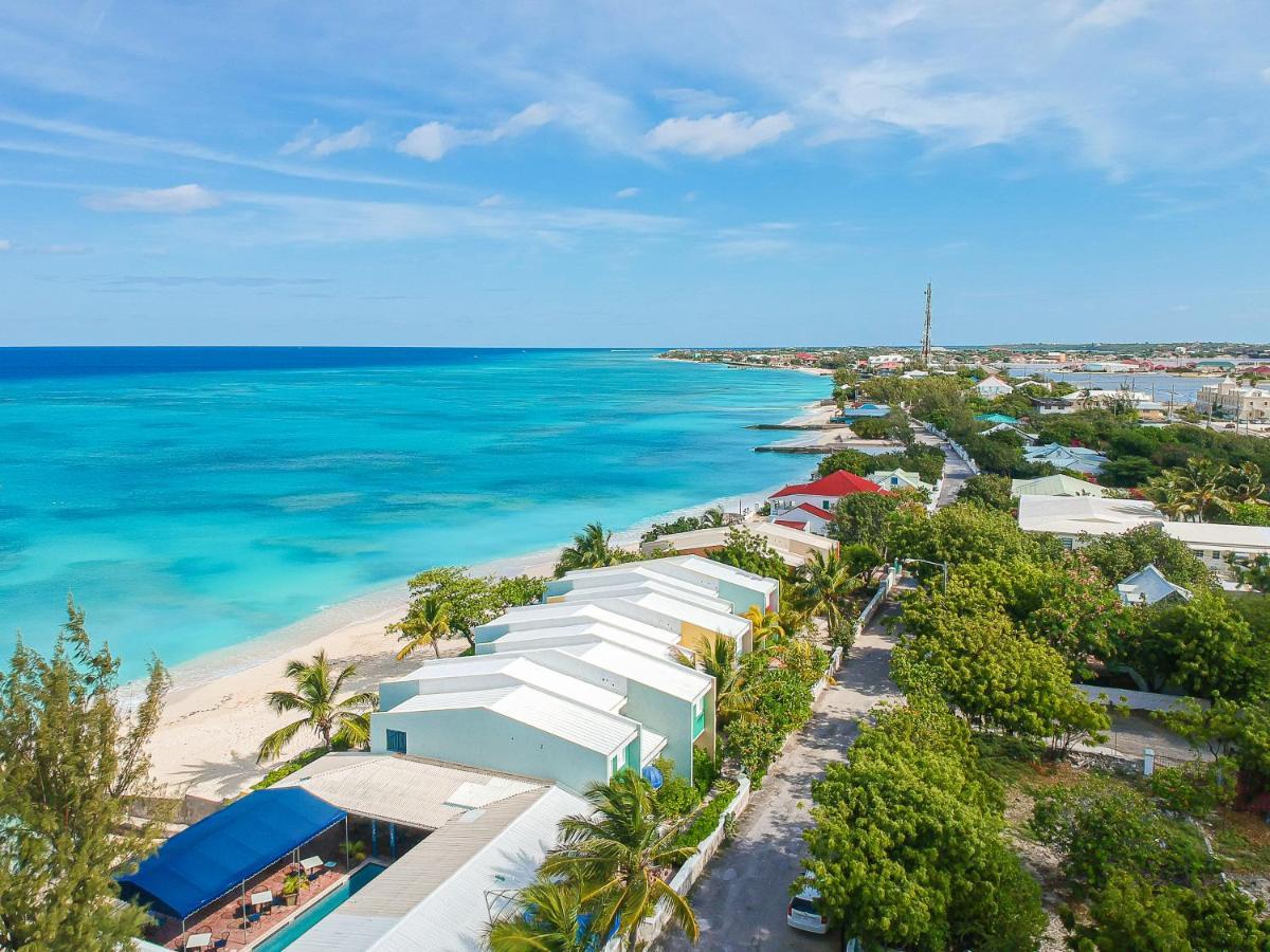Osprey Beach Hotel Cockburn Town Екстериор снимка