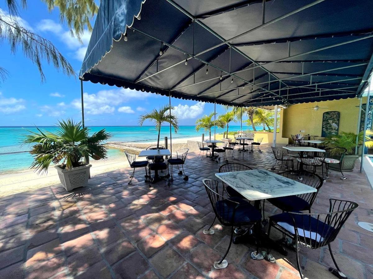 Osprey Beach Hotel Cockburn Town Екстериор снимка