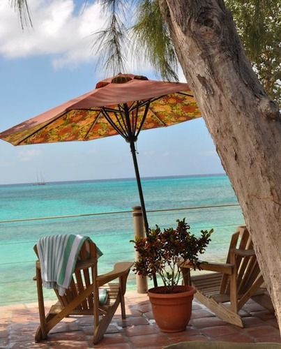 Osprey Beach Hotel Cockburn Town Екстериор снимка